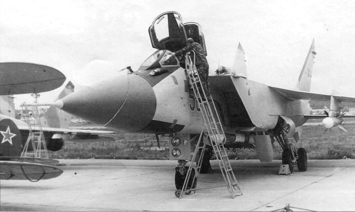 MiG-31004.jpg