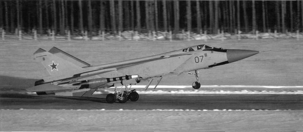 MiG31nAK004.jpg
