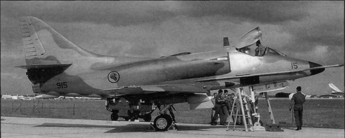 A4SkyHok028.jpg