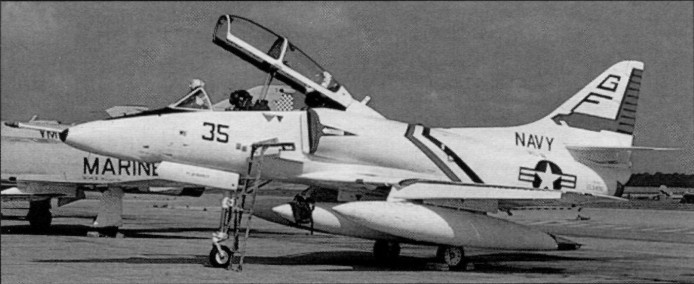 A4SkyHok031.jpg