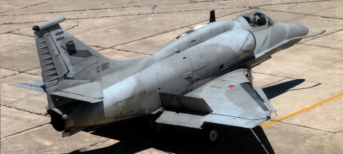 A4SkyHok042.jpg