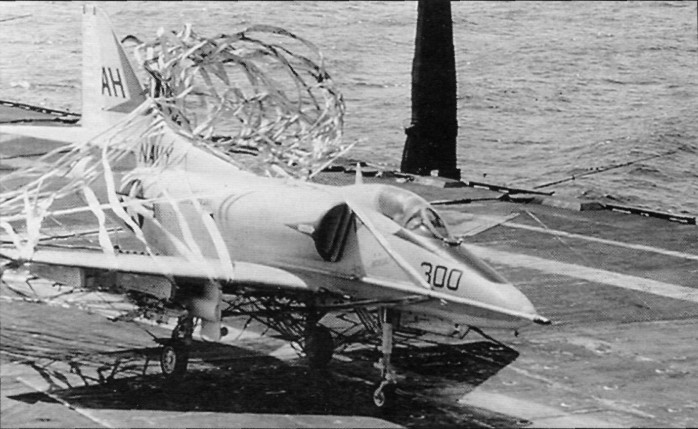 A4SkyHok050.jpg