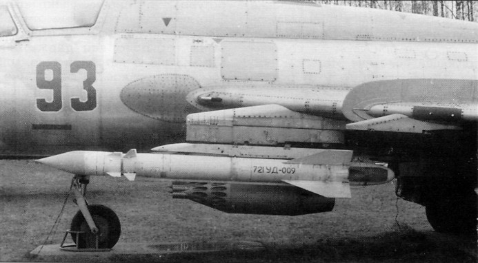 Su-17_2220.jpg