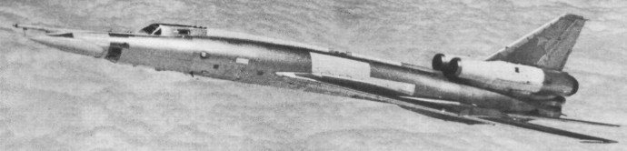 Tu22PltM027.jpg
