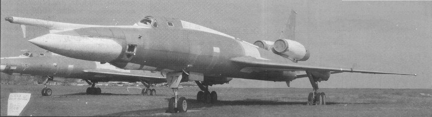 Tu22PltM036.jpg