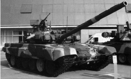 T-90OBT018.jpg