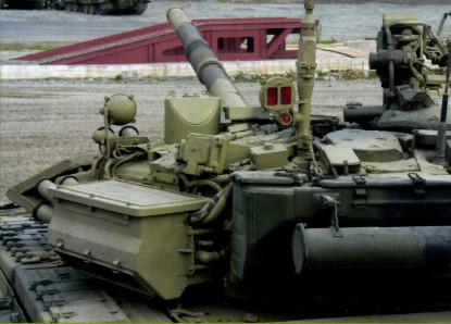 T-90OBT084.jpg