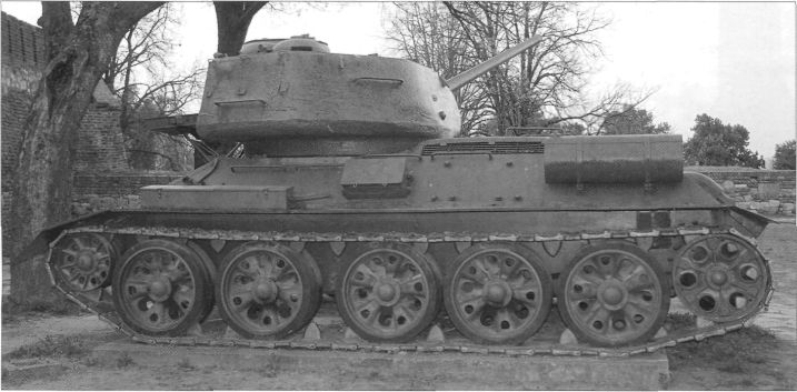 T-34Yusl016.jpg